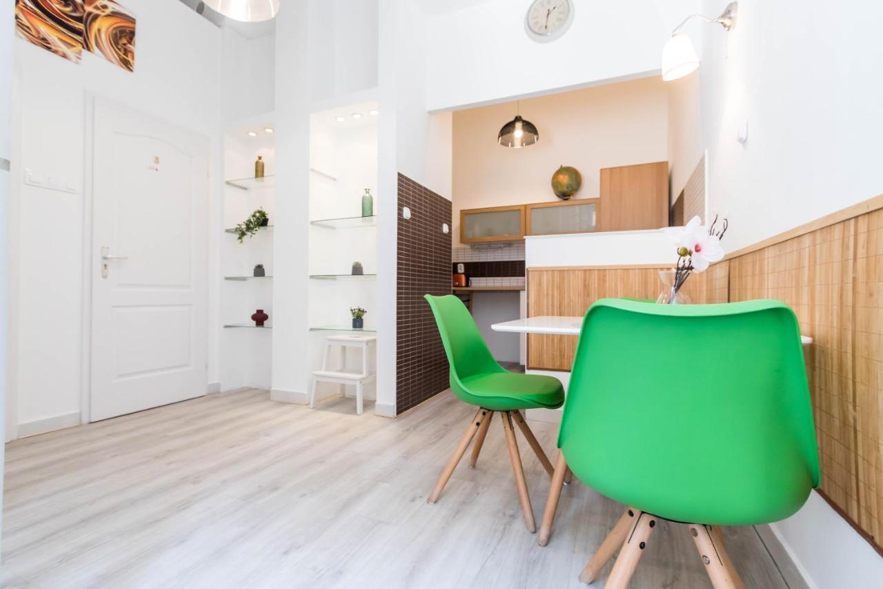 Leda'S Apartment Next To The Danube And Fashion Street Budapest Exterior photo